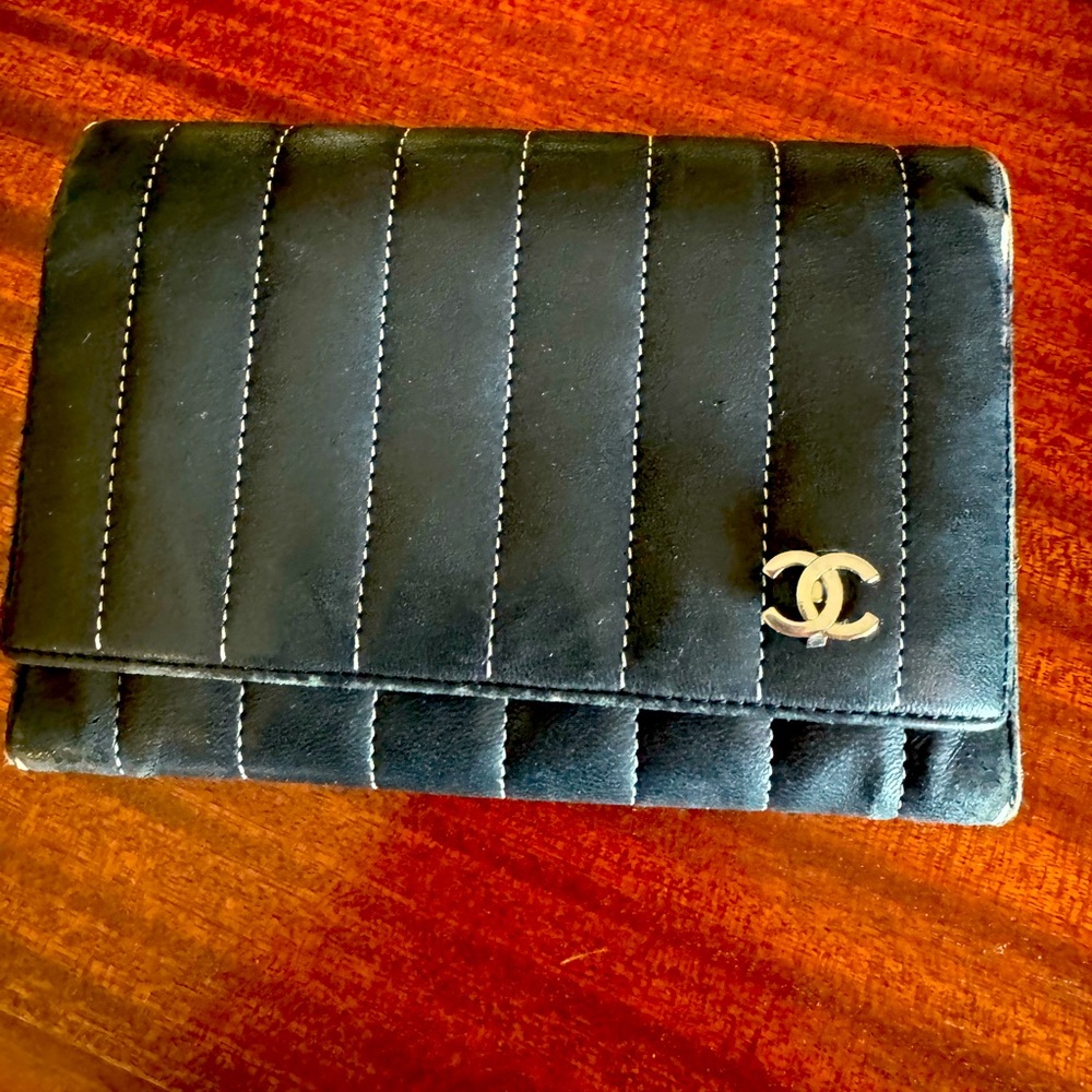 Vintage Chanel wallet